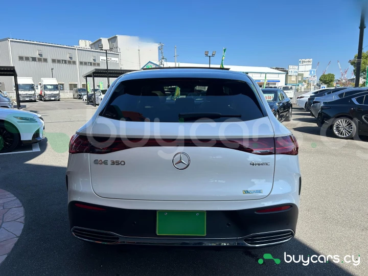 Mercedes EQE Белый