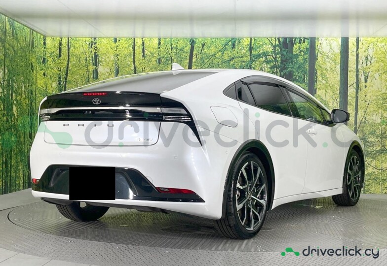 Toyota Prius White