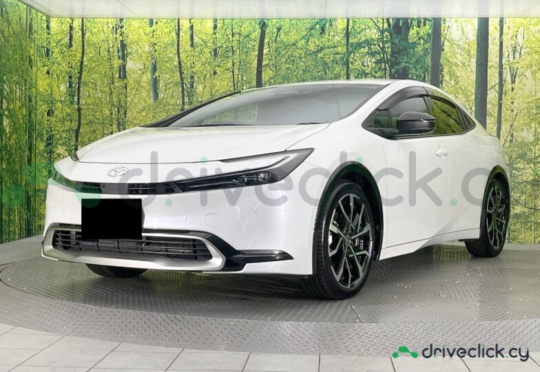 Toyota Prius White