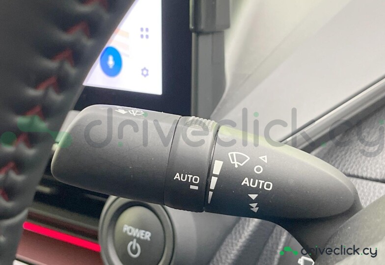 Toyota Prius White