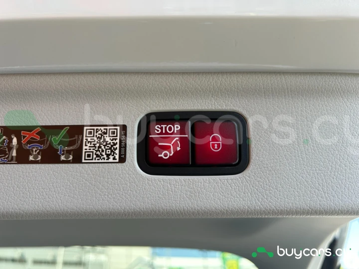 Mercedes EQE Белый