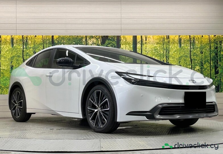Toyota Prius White