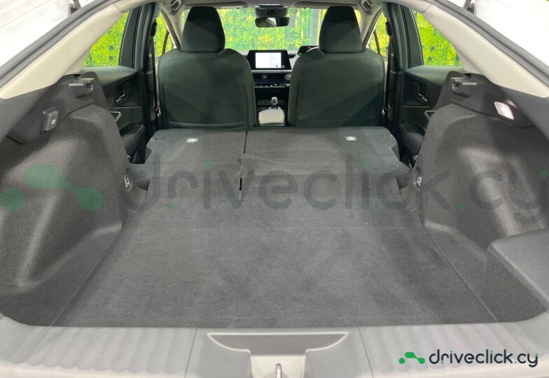 Toyota Prius White