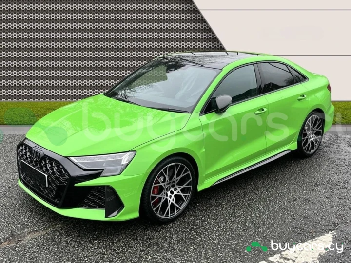Audi RS3 Зеленый