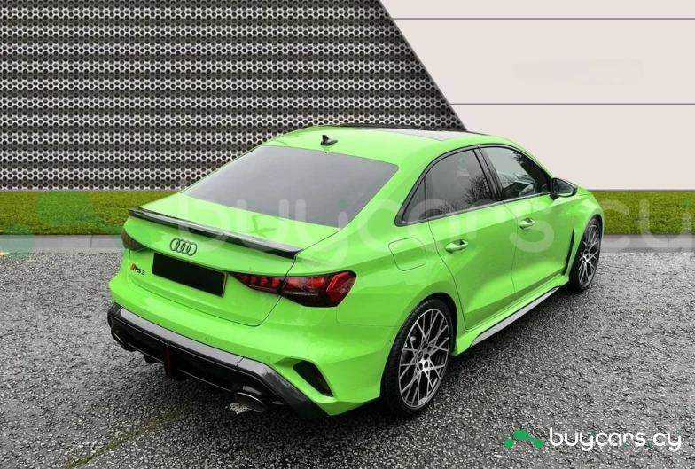 Audi RS3 Зеленый