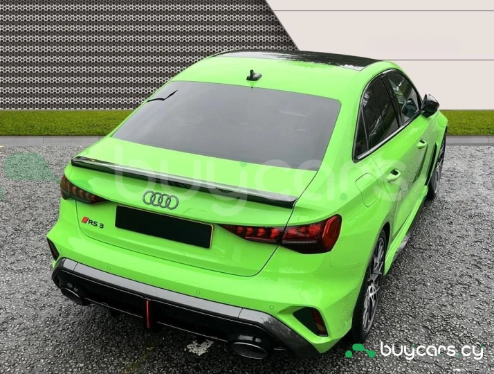 Audi RS3 Зеленый