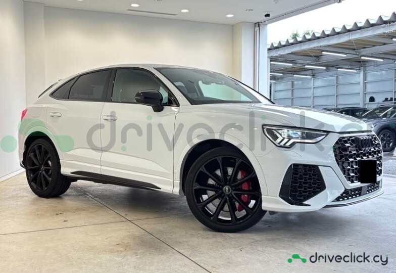 Audi RS Q3 Sportback White