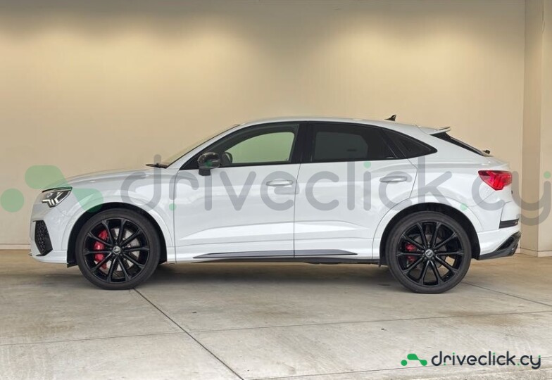 Audi RS Q3 Sportback White