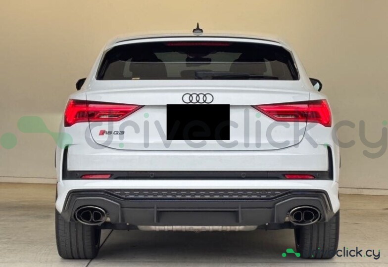 Audi RS Q3 Sportback White