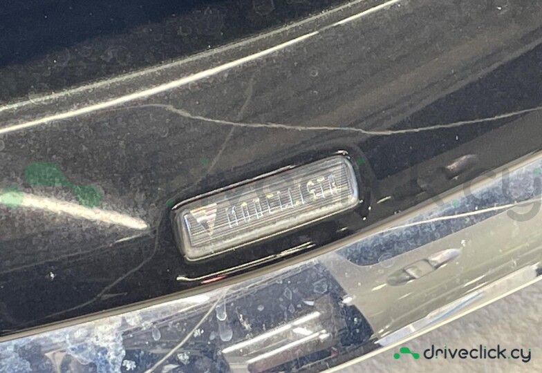 Toyota Alphard White
