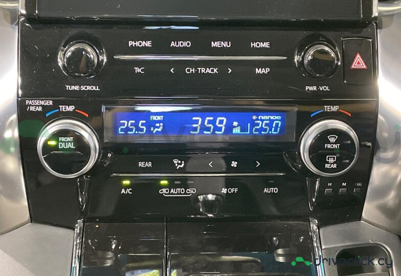 Toyota Alphard White