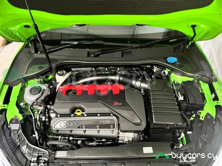 Audi RS3 Зеленый