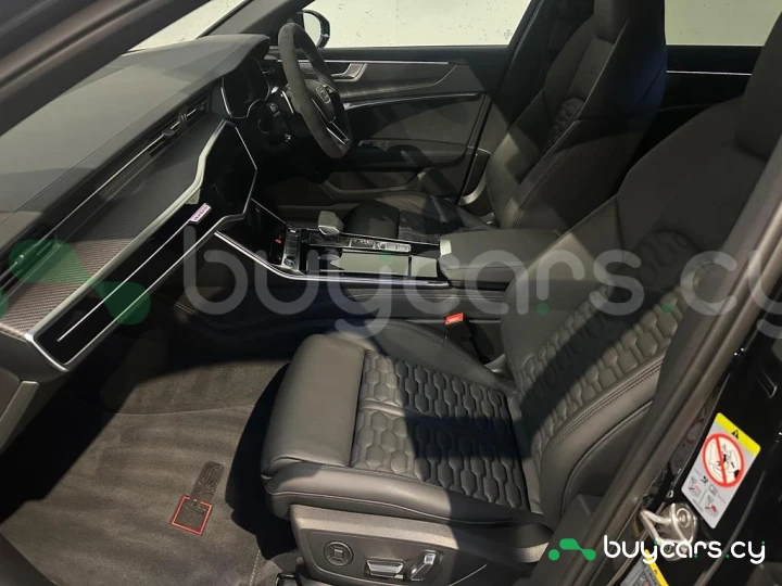 Audi RS6 Avant Black