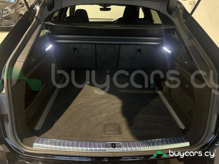 Audi RS6 Avant Black