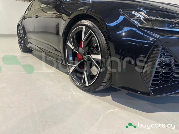Audi RS6 Avant Black