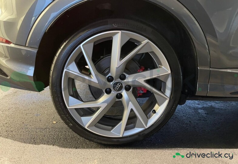 Audi RS Q3 Grey