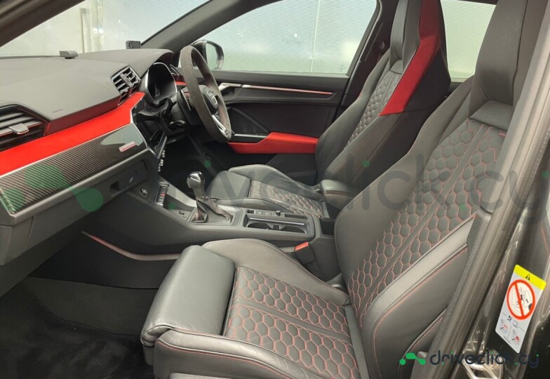 Audi RS Q3 Grey