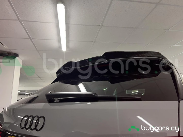 Audi RS6 Avant Grey