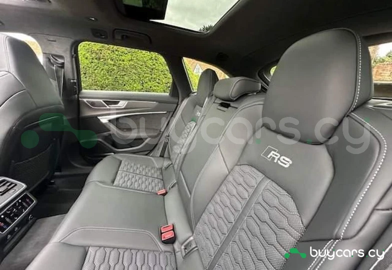 Audi RS6 Avant Зеленый