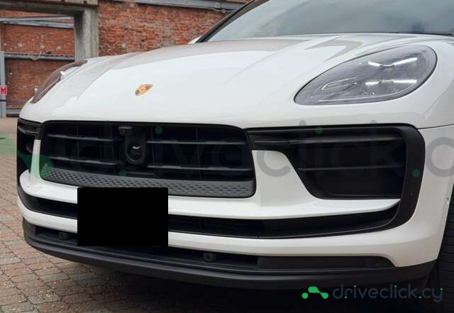 Porsche Macan White