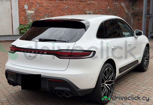 Porsche Macan White