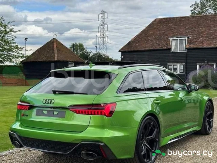 Audi RS6 Avant Зеленый