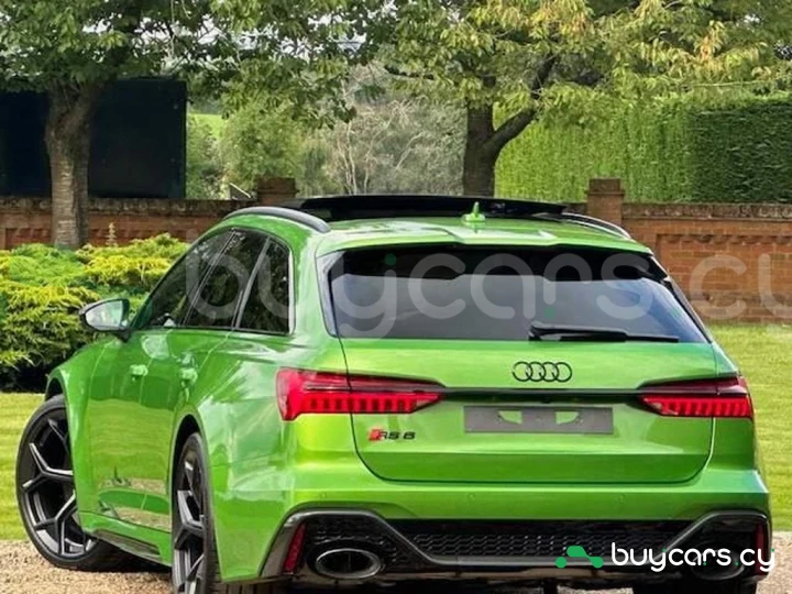 Audi RS6 Avant Зеленый