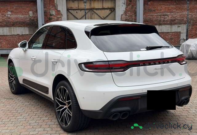 Porsche Macan White