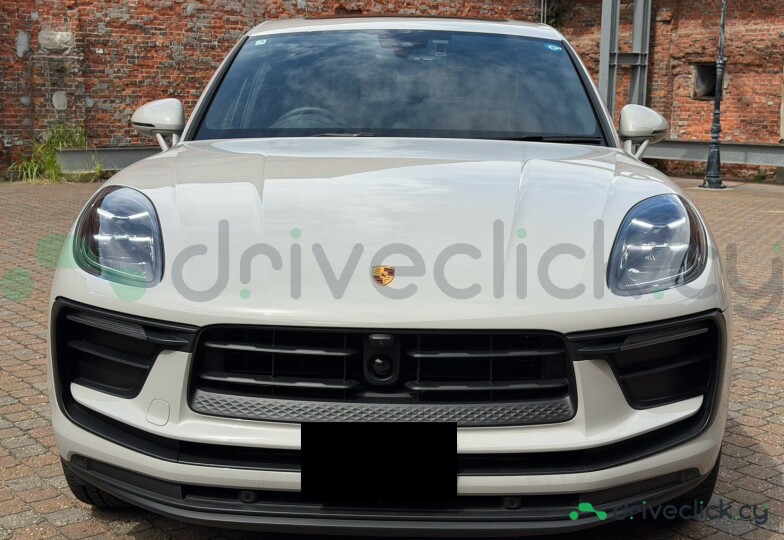 Porsche Macan Beige