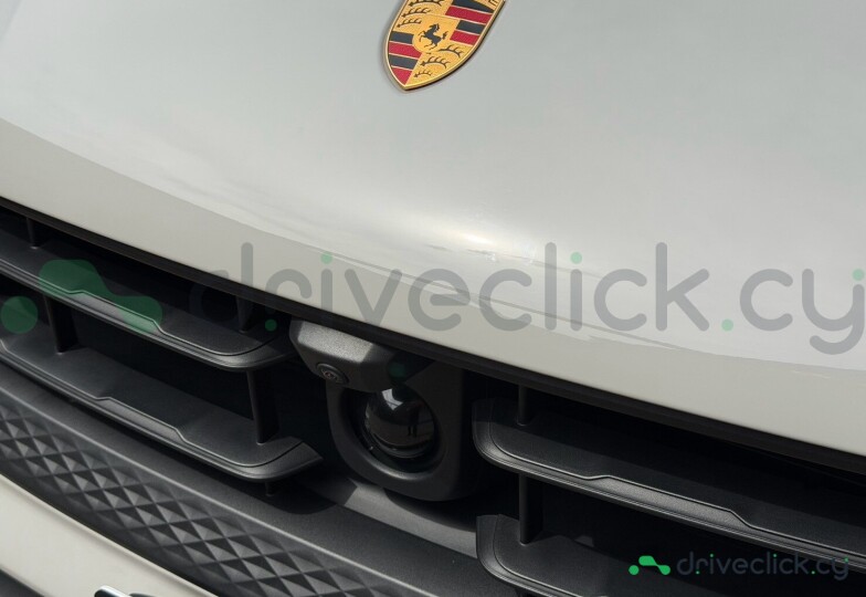 Porsche Macan Beige