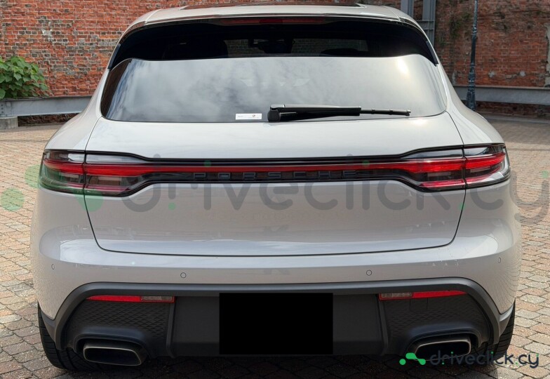 Porsche Macan Beige