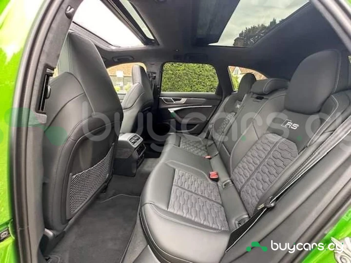 Audi RS6 Avant Зеленый