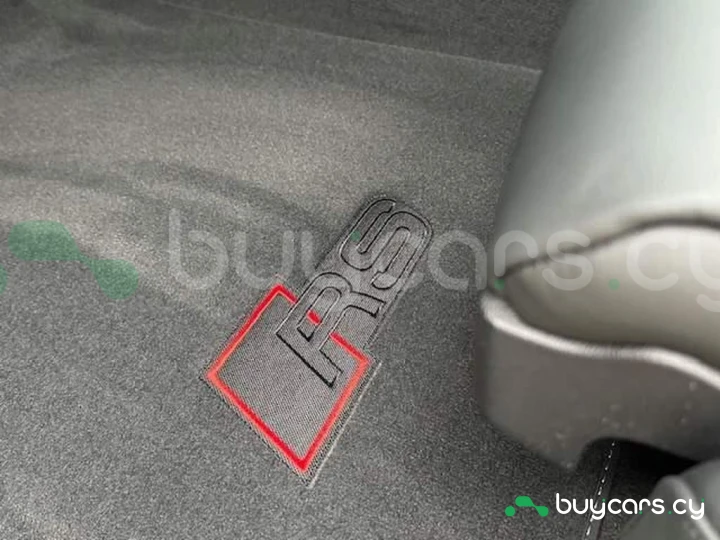 Audi RS6 Avant Зеленый