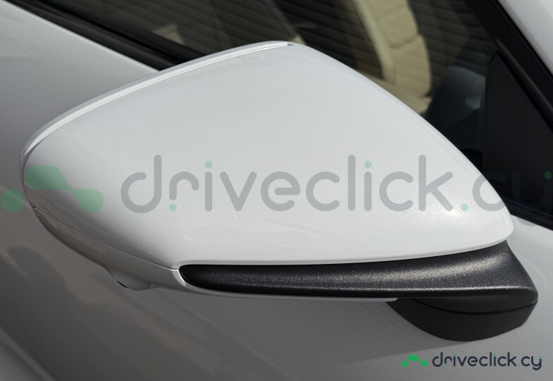 Porsche 911 White