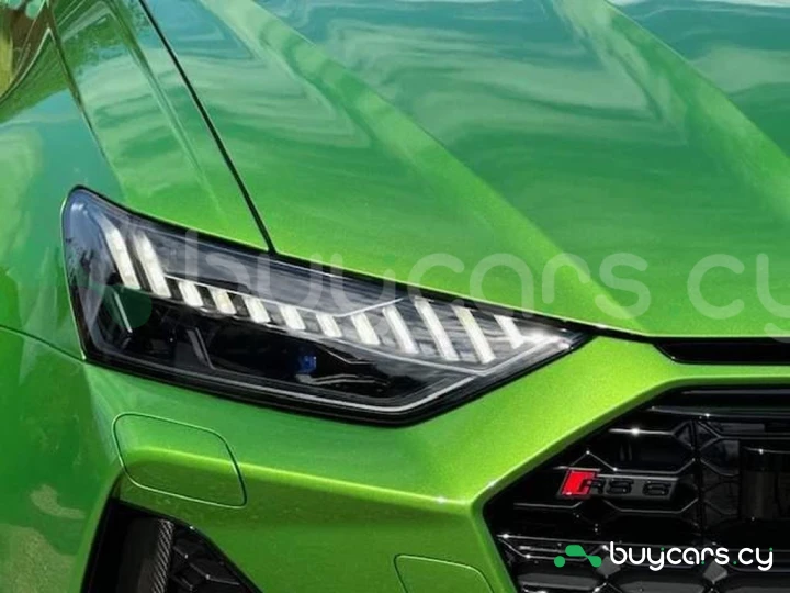 Audi RS6 Avant Зеленый