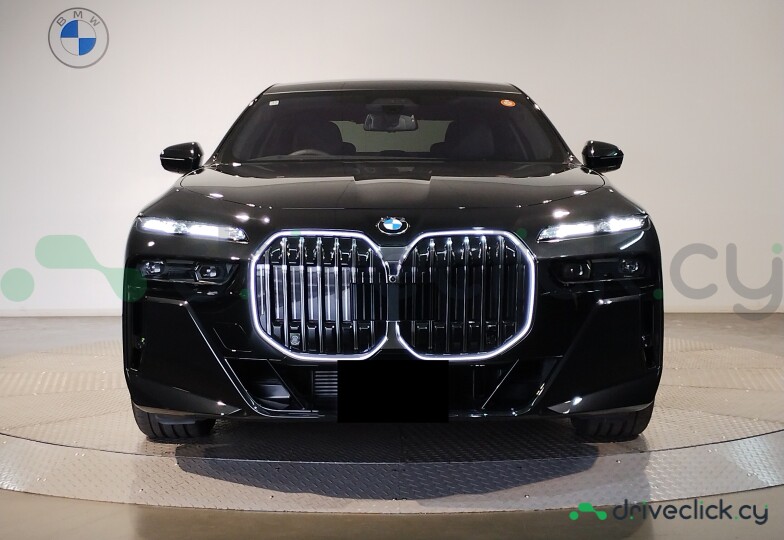 BMW 7 series Black