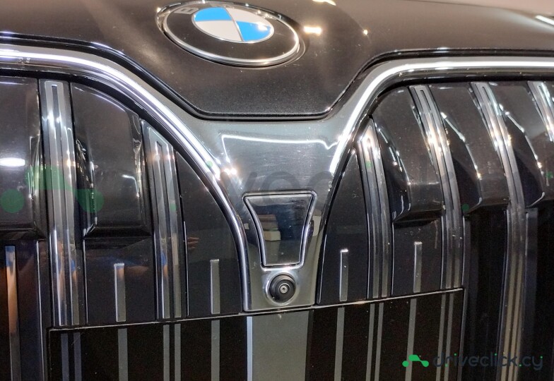 BMW 7 series Black