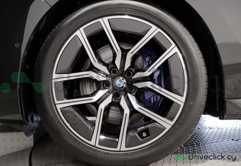 BMW 7 series Black