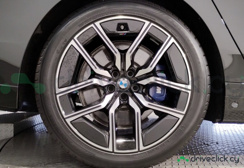 BMW 7 series Black