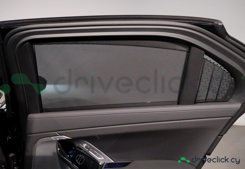 BMW 7 series Black