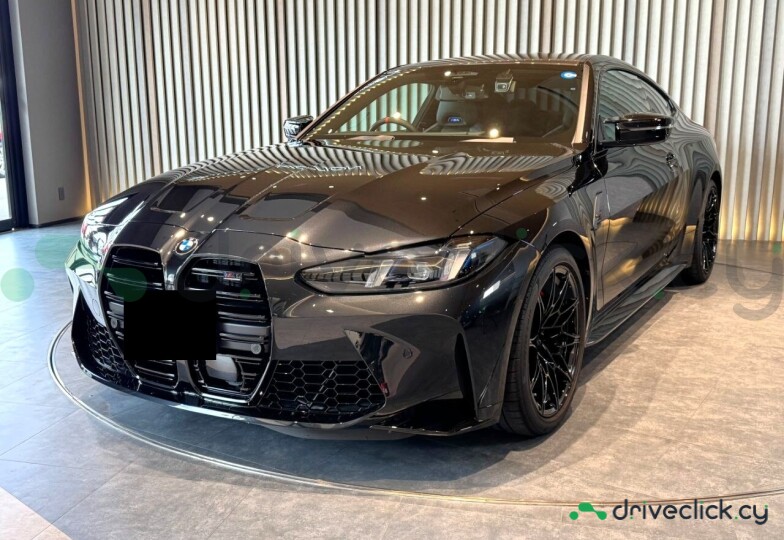 BMW M4 Black
