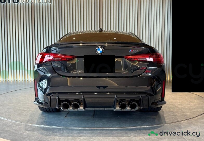 BMW M4 Black