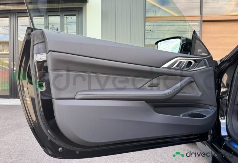 BMW M4 Black