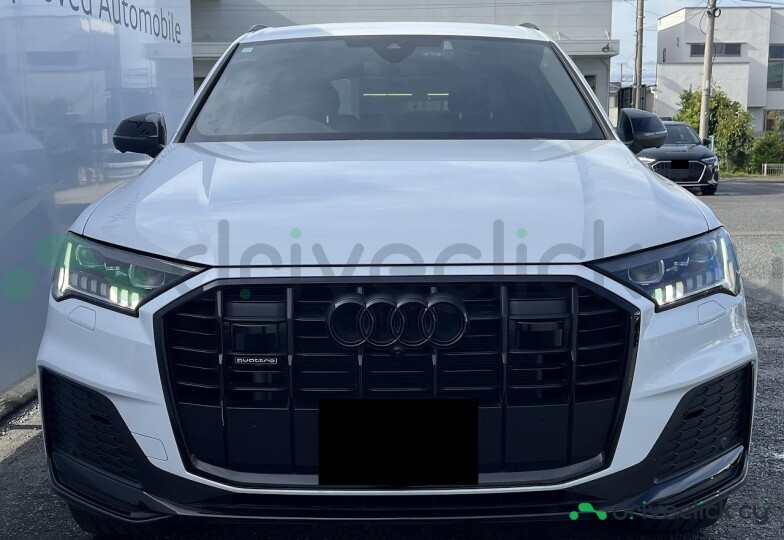 Audi Q7 White