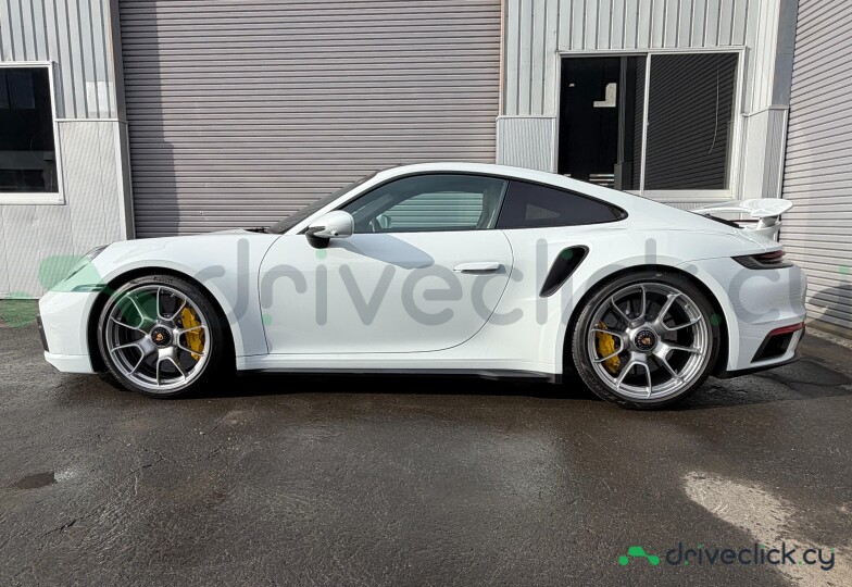 Porsche 911 White