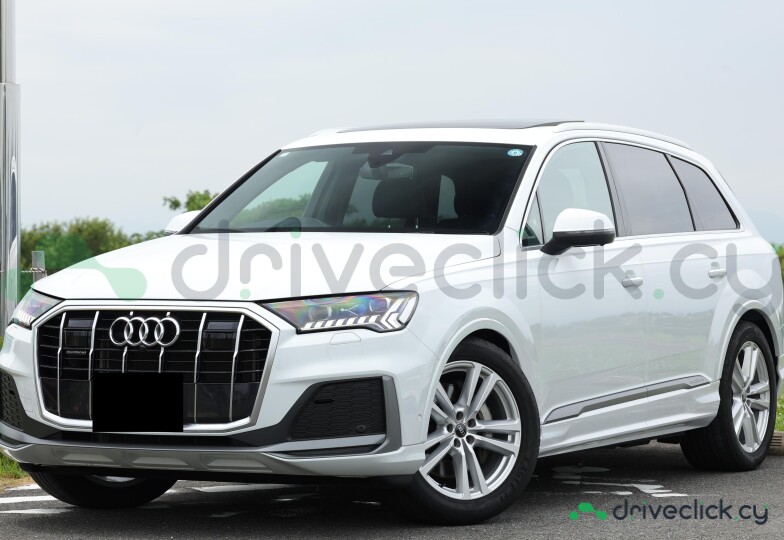 Audi Q7 White