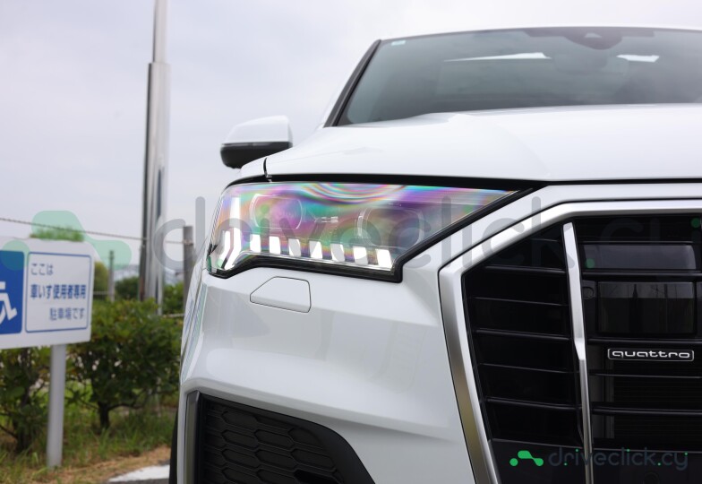 Audi Q7 White