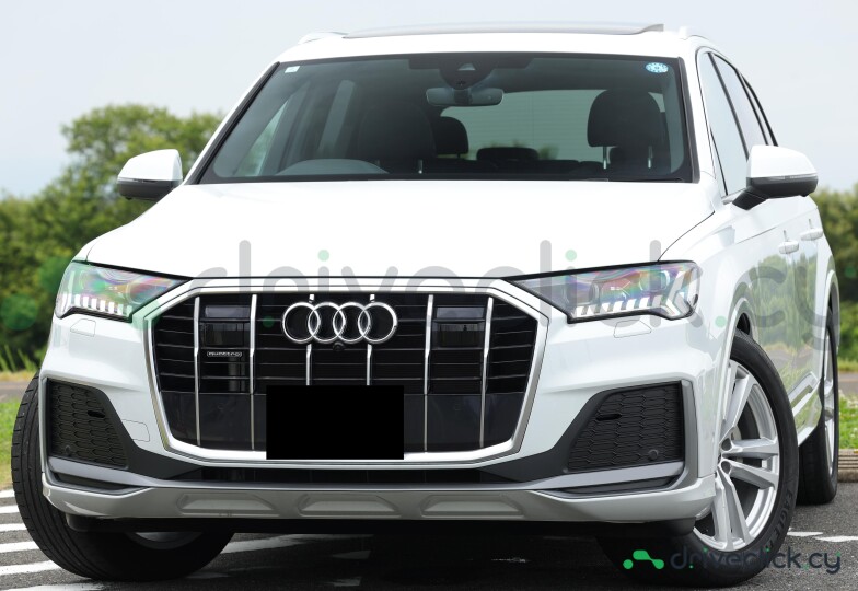 Audi Q7 White