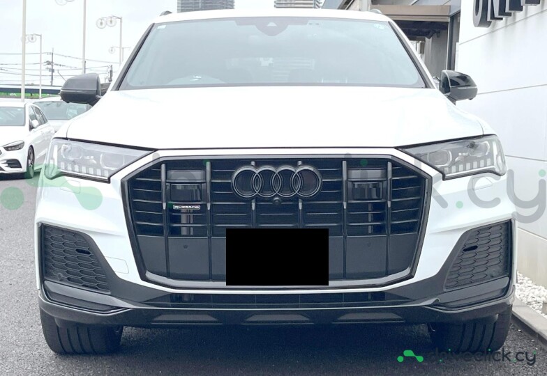 Audi Q7 White
