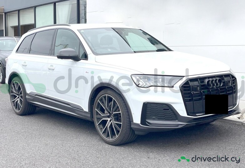 Audi Q7 White